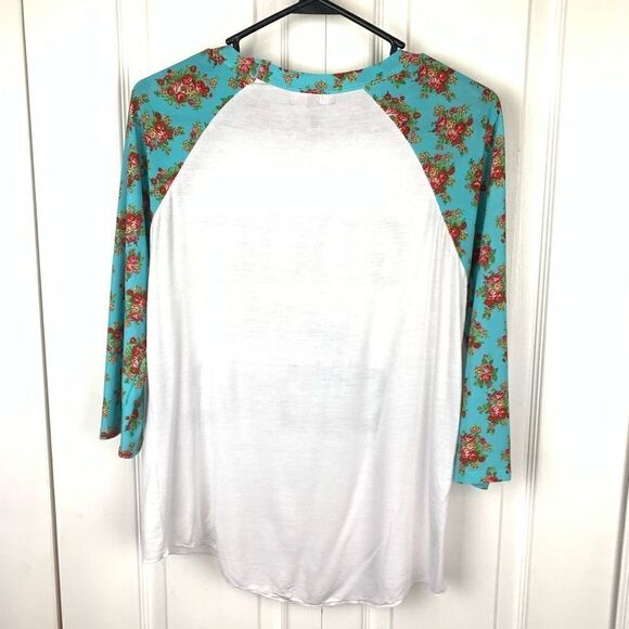 Pink Armadillos Graphic Tee - Picture 2 of 3
